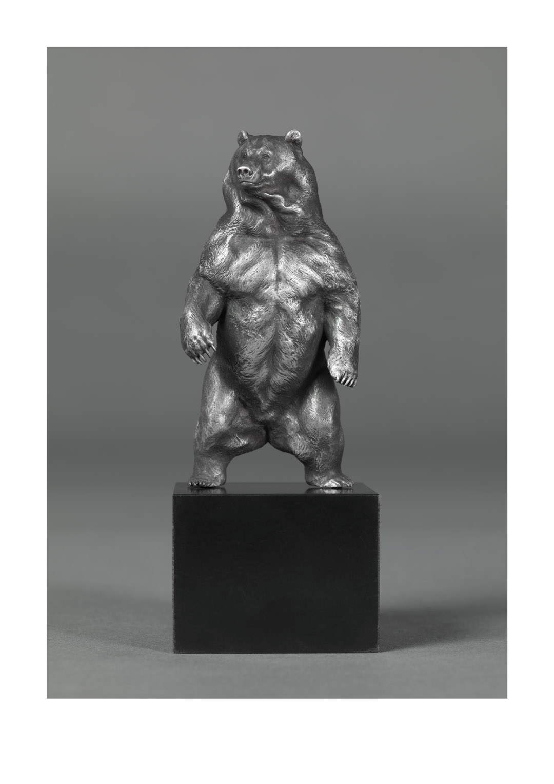 Kodiak Brown Bear (Indomitable – Miniature, Silver) Kodiak Brown Bear (Indomitable – Miniature, Silver)